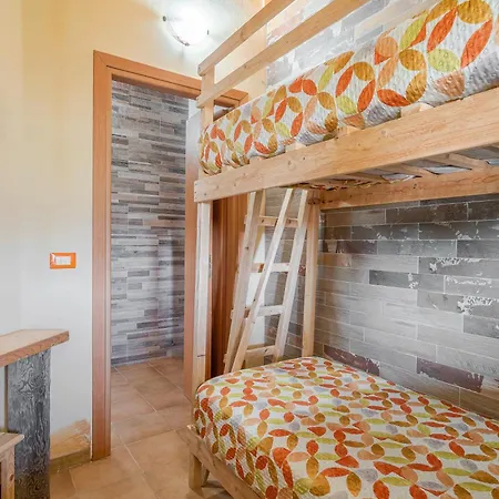 Marta Maria Con Giardino * Syracuse